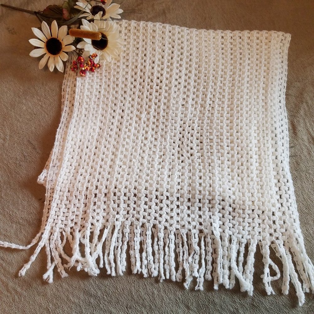 2 Scarf bundle - Picture 11 of 16